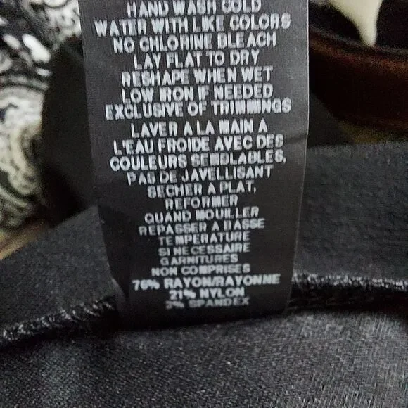 STUDIO SKIRT - Picture 6 of 6